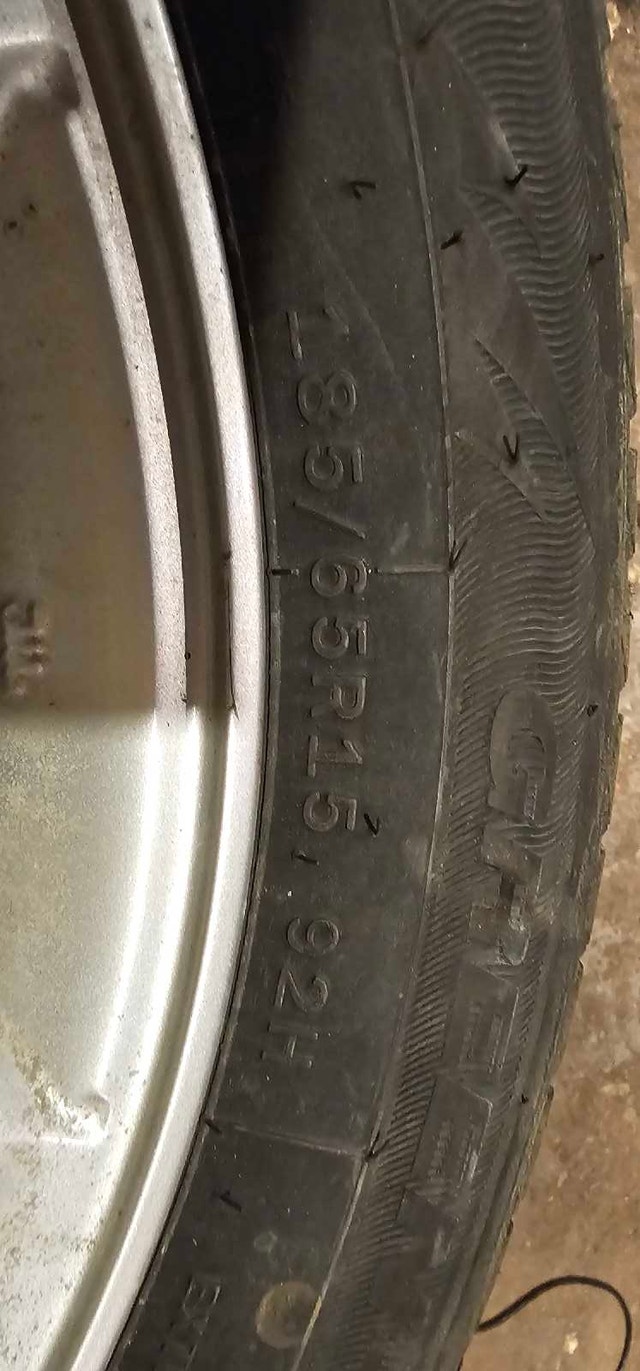 Nissan Versa Winter Tire/Rims 185/65/R15 - photo 5