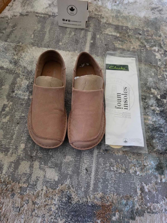 New Ladies Clarks Loafer Shoes  Size 8 US 39 Euro - photo 2