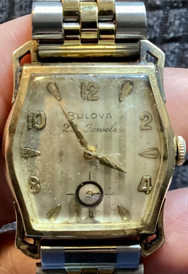 3 Vintage Branded Mechanical Watches: Bulova, Mido, Helbros - photo 2