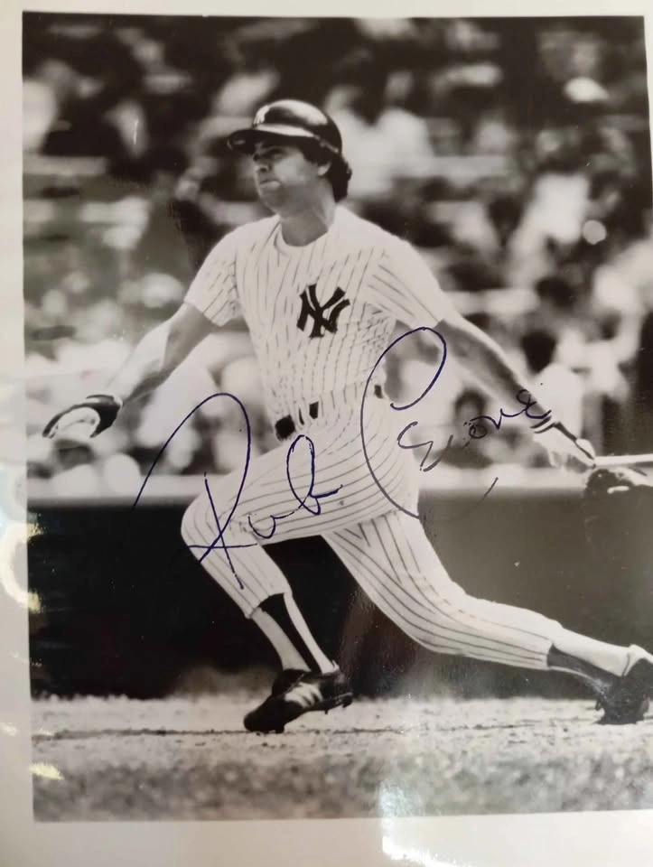 36 Vintage Black & White Signed NY Yankees Photo Album - photo 2