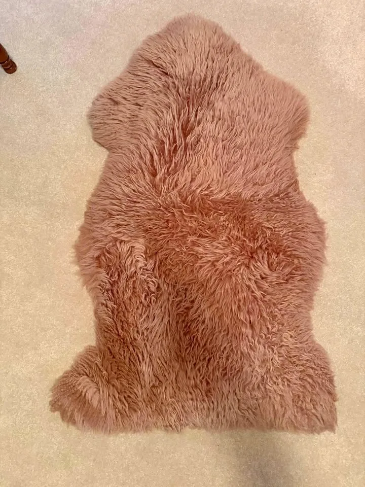 100% sheepskin area rug