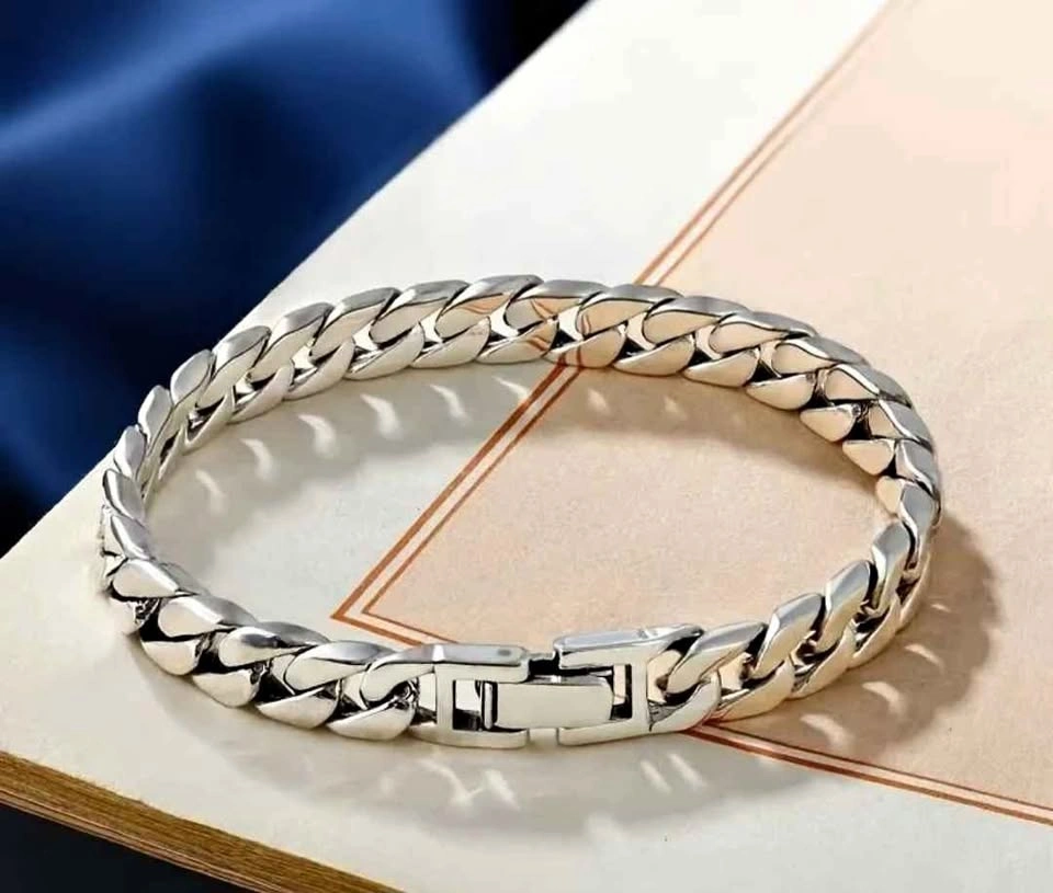 Stainless steel chain bracelet street fashion, fashionable buckl