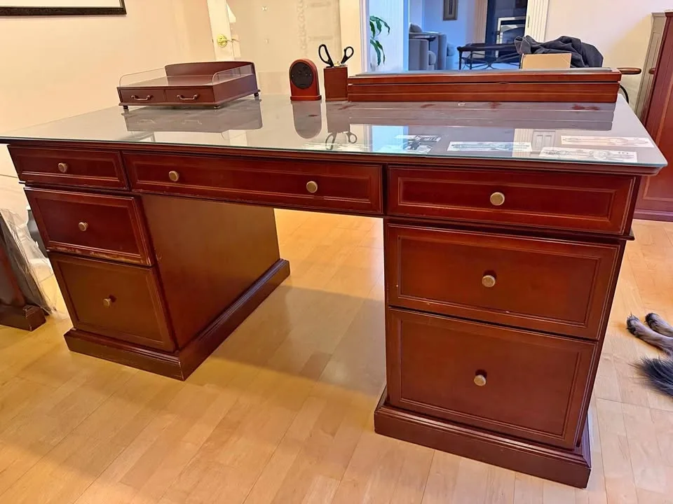 Solid wood Executive desk