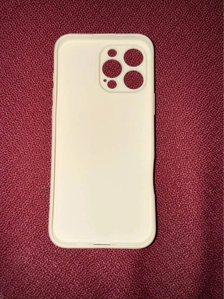 iPhone 16 phone case - photo 2