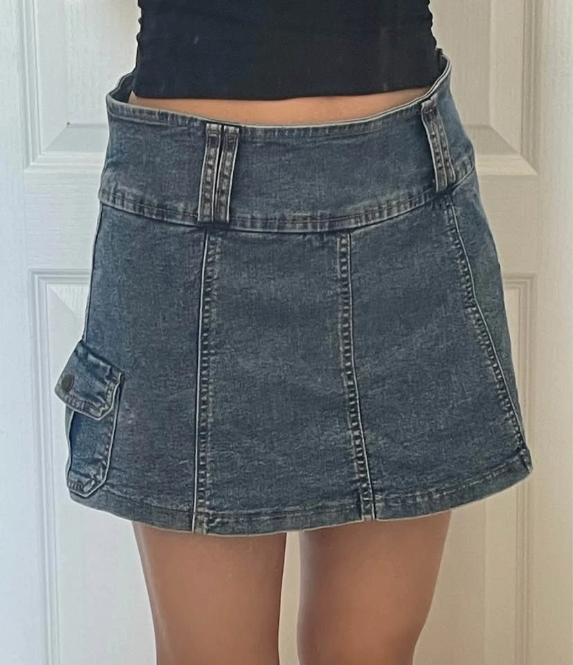 Refuge Cargo Denim Skort • XS - photo 5