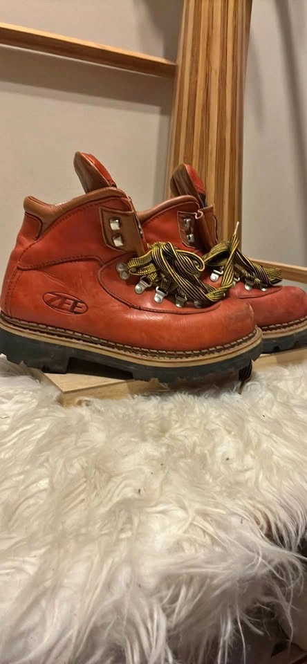 Vintage Zee Leather Steel Toe Construction Boot size 8