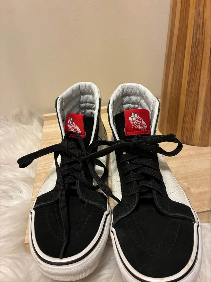 Vans Snoopy Sk-8 “Cool Joe” Youth sneakers size 4 - photo 2