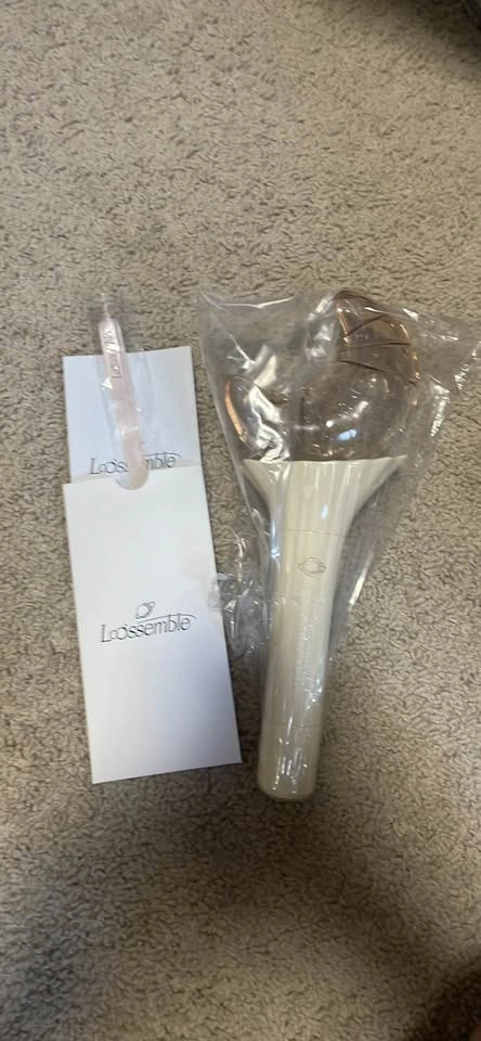 LOOSEMBLE Official Light Stick - photo 2