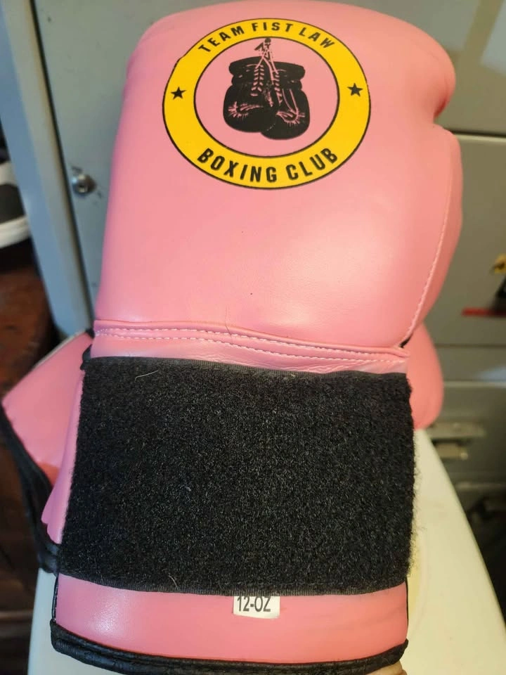boxing gloves - photo 4