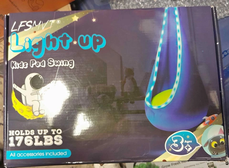 Hanging swing seat for children with light