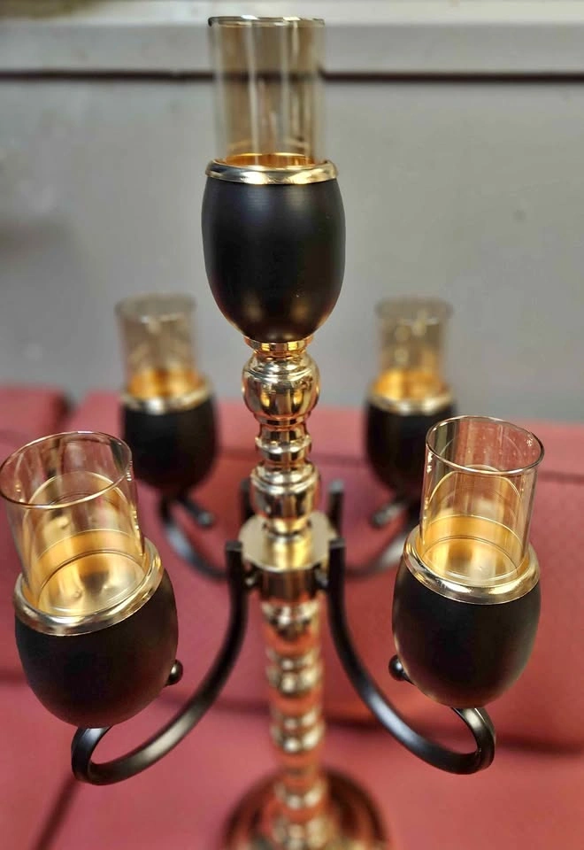 candleholder
