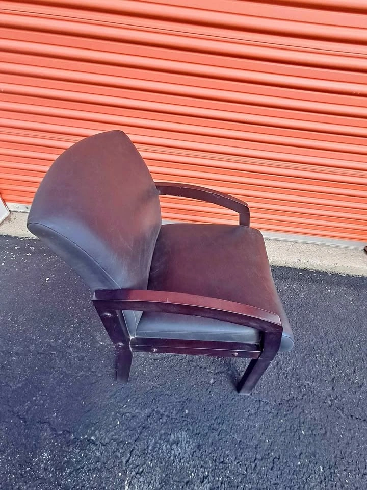 Office chairs. Functional