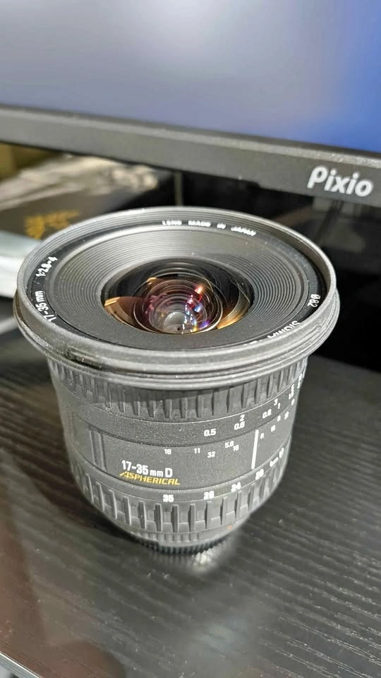 Nikon Sigma 17-35 mm Camera Lens