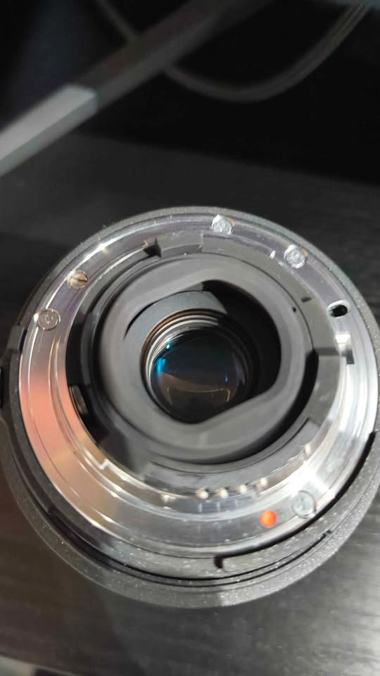 Nikon Sigma 17-35 mm Camera Lens - photo 3
