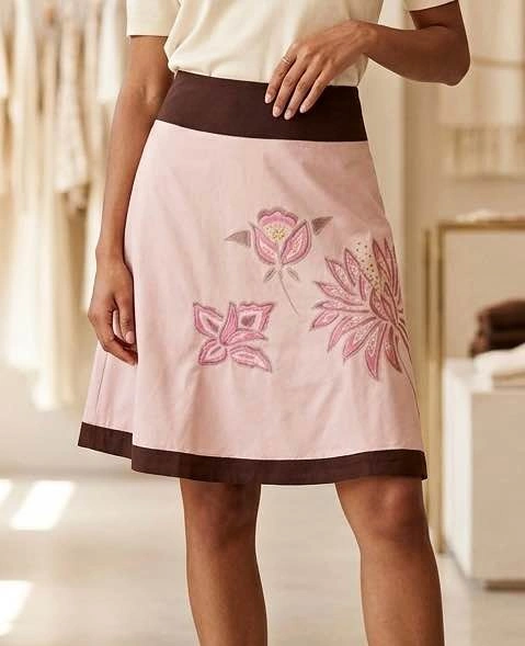 Pink Floral Embroidered Skirt with Brown Trim XS