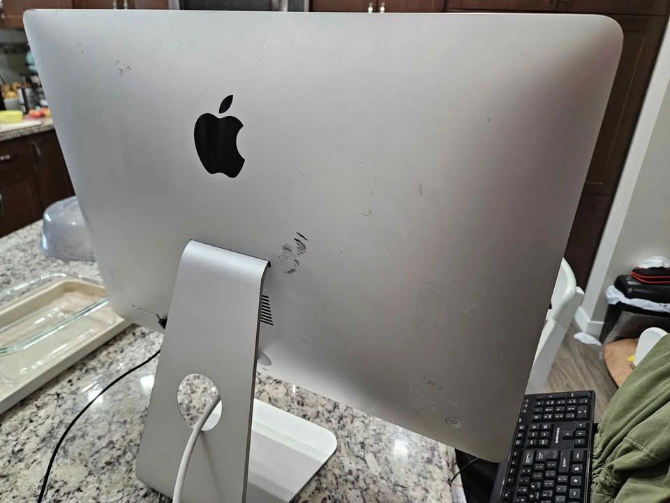 Apple iMac 2017 (crack on screen) - photo 2