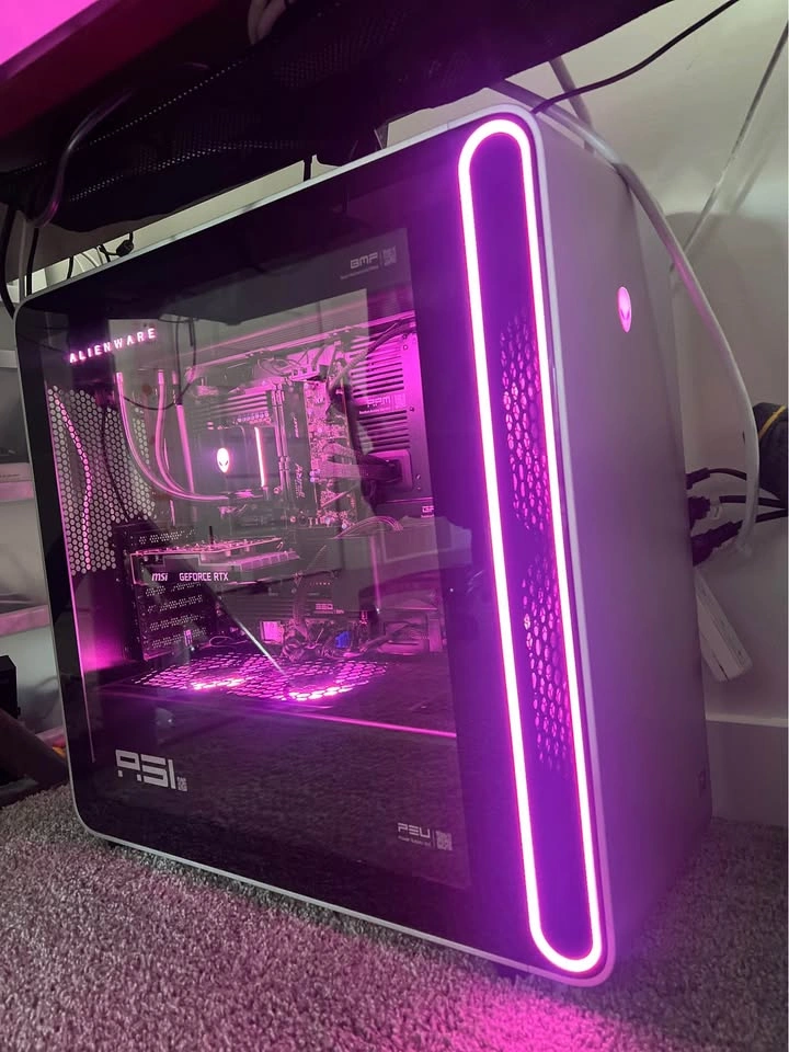 Alienware Aurora Gaming Desktop (Ultra 9 285K / 4TB SSD / 32GB D - photo 4