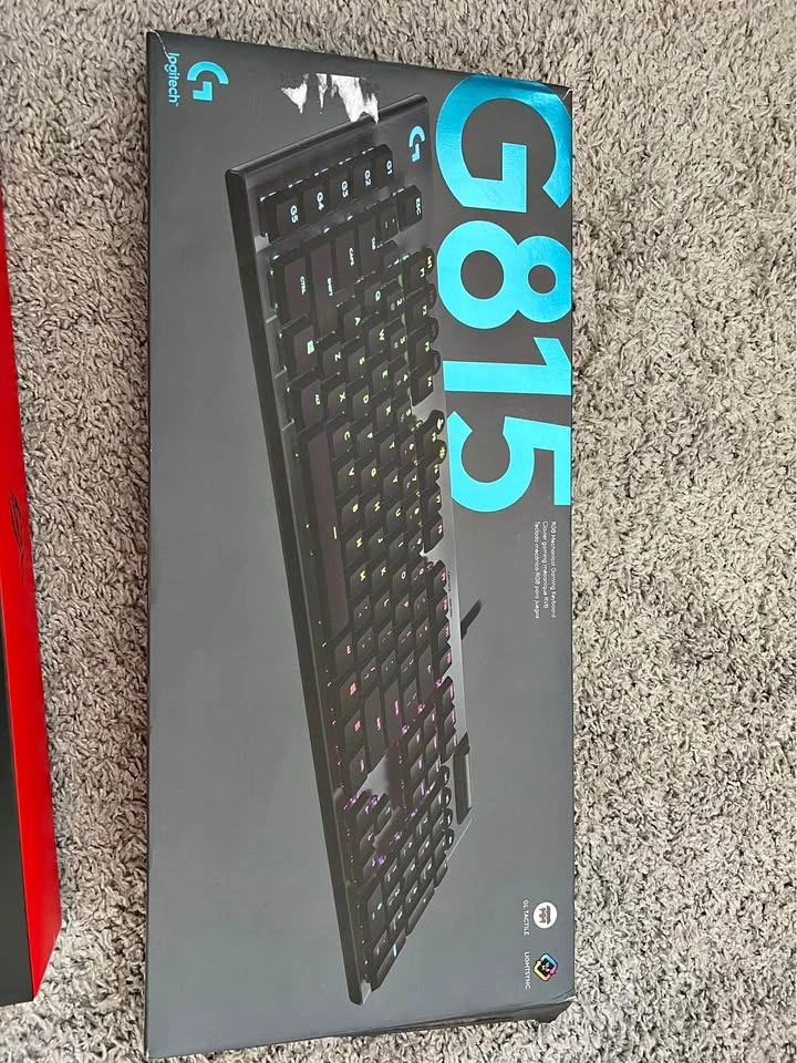 Logitech RGB Mechanical Gaming Keyboard G815 tactile switch