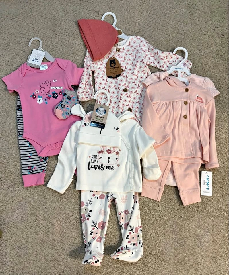 Brand New 3-6 month baby clothings