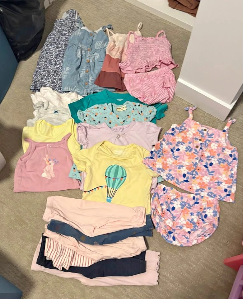 9-18 months Girl’s clothing bundle