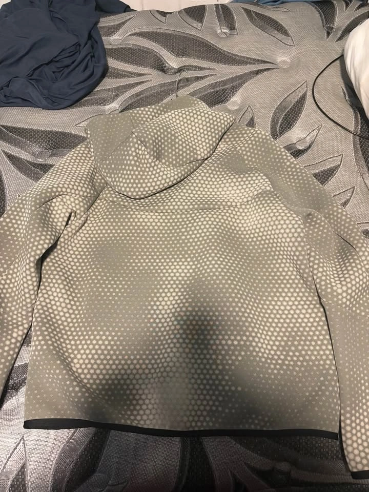 Camo Nike tech top - photo 2