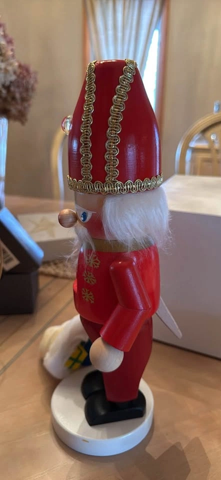 Steinbach (S1376) Chubby Red Santa Nutcracker, 12.6" - photo 2