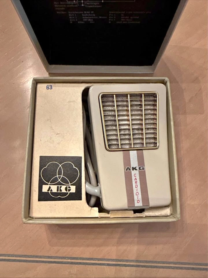 Grundig Majestic AKG Vintage Dynamic Cardioid Microphone