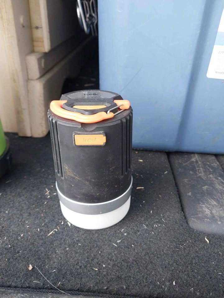 Portable light/phone charger - photo 2
