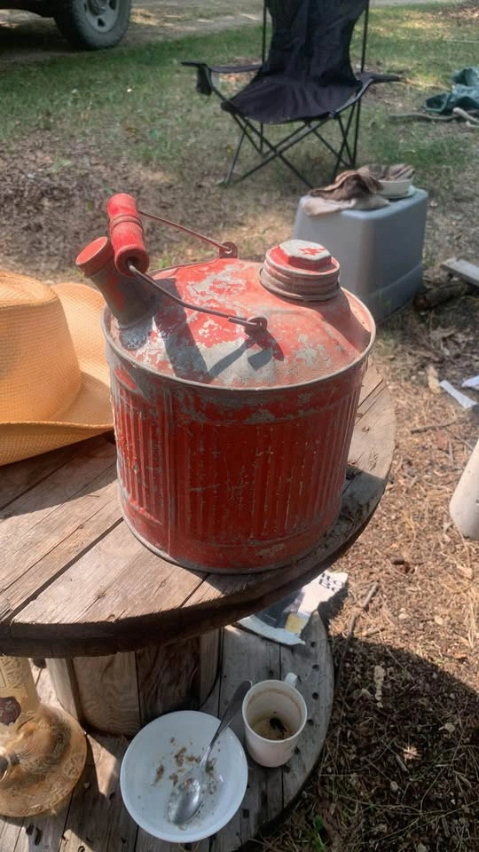 Antique Oil/gas can - photo 2