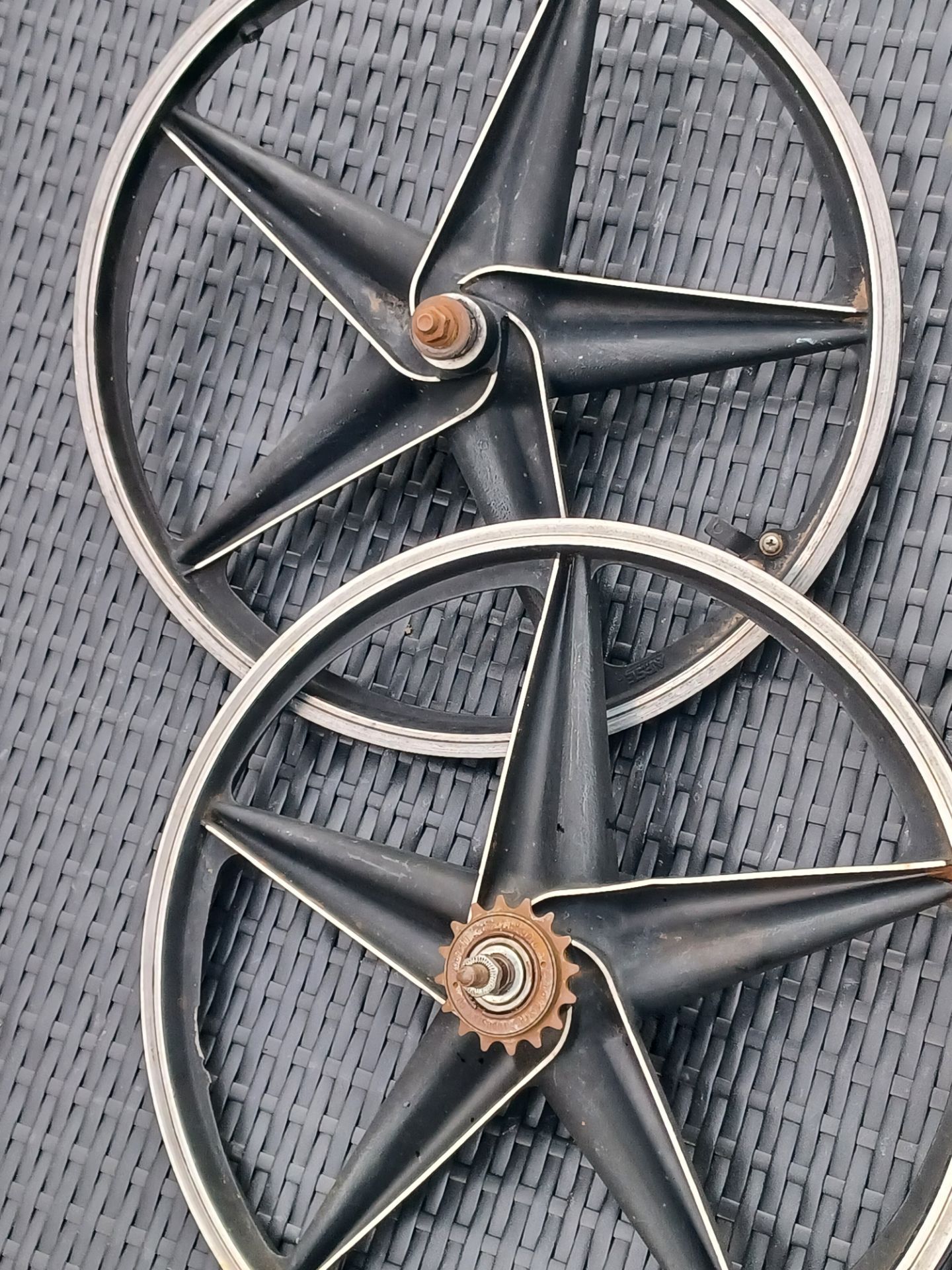 Mongoose bmx mags 20in metal - photo 2