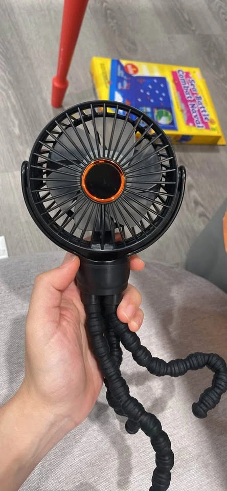 Handheld/mountable fan - photo 3