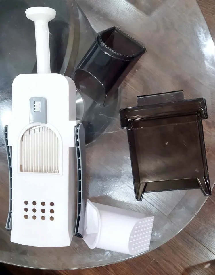 Vegetable & Fruit Slicer / Chopper – Rarely Used thumbnail
