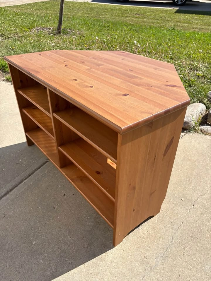Wooden TV Stand - photo 2