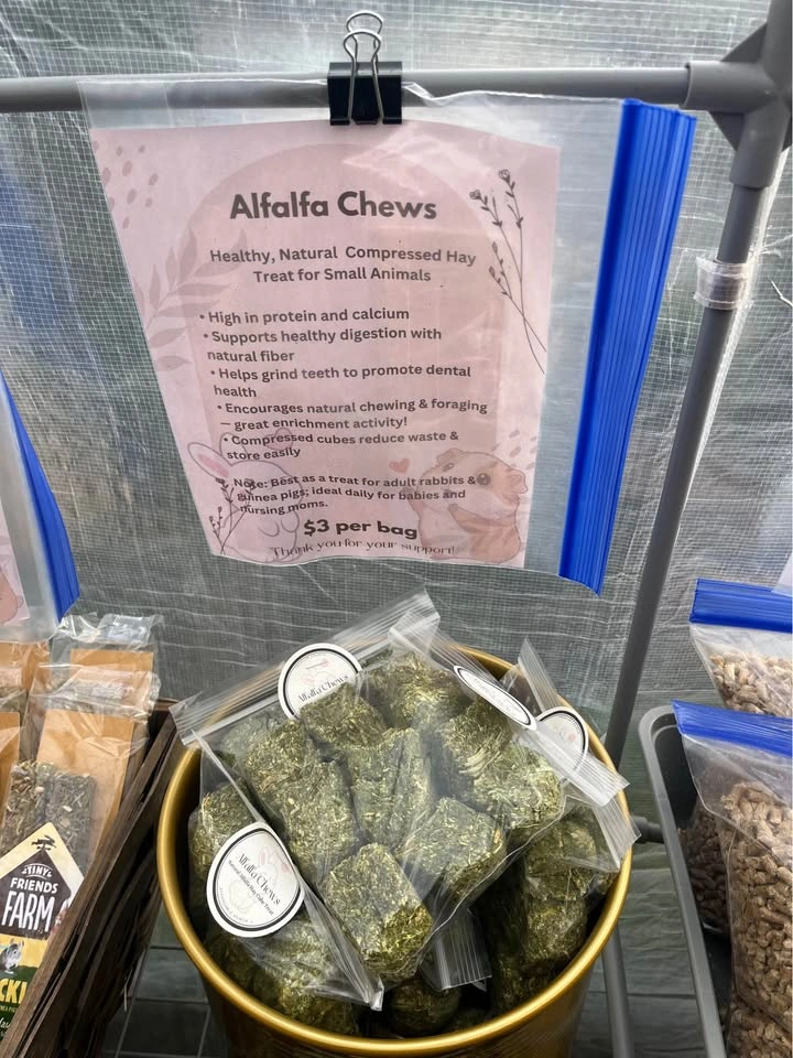 10lb Timothy Hay Bags for guinea pigs and rabbits 🐰🐹 - photo 5