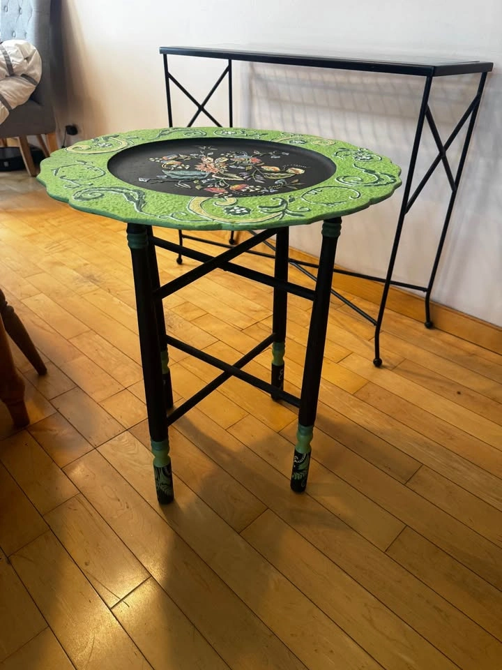 Table - photo 2