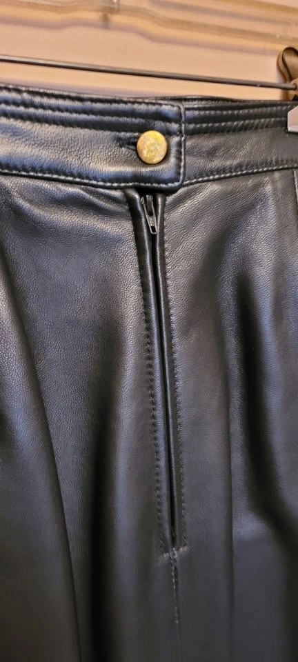 Vintage 80s Black Leather Pencil Skirt - photo 4