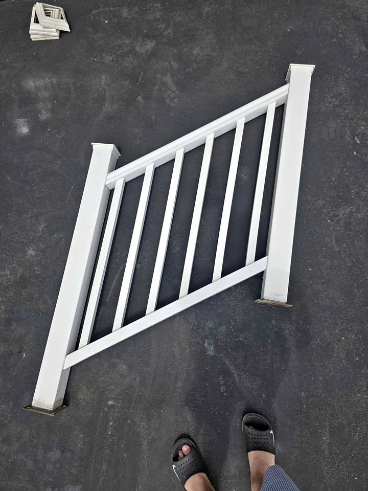 Outdoor stairs railings