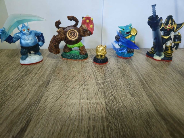 Skylanders Figures Lot - photo 2