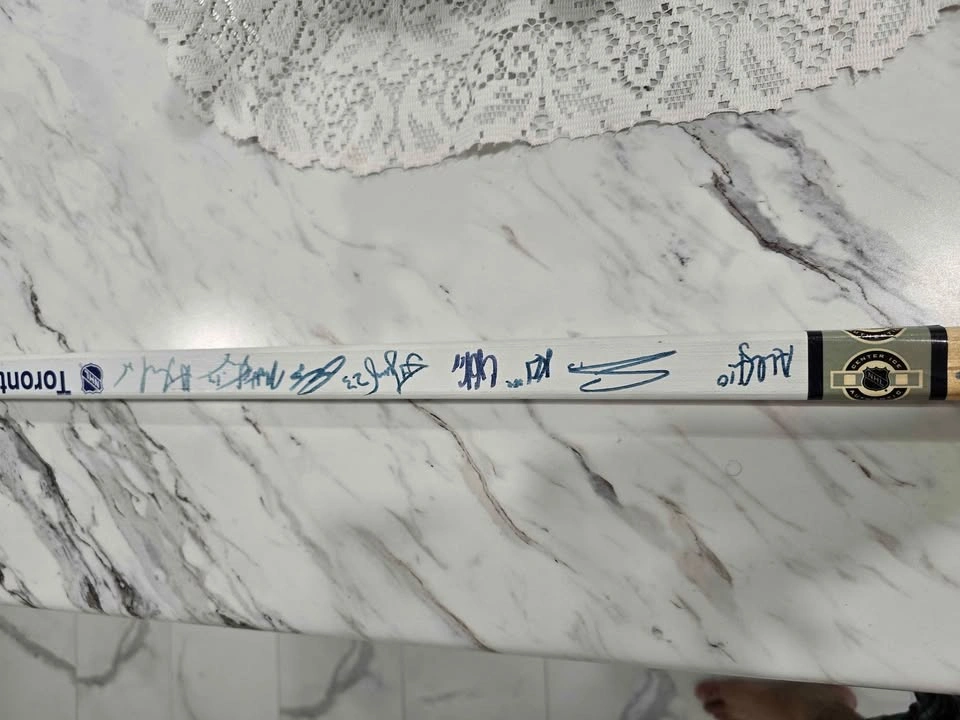 Signed Maple Leafs Hockey Stick - photo 5