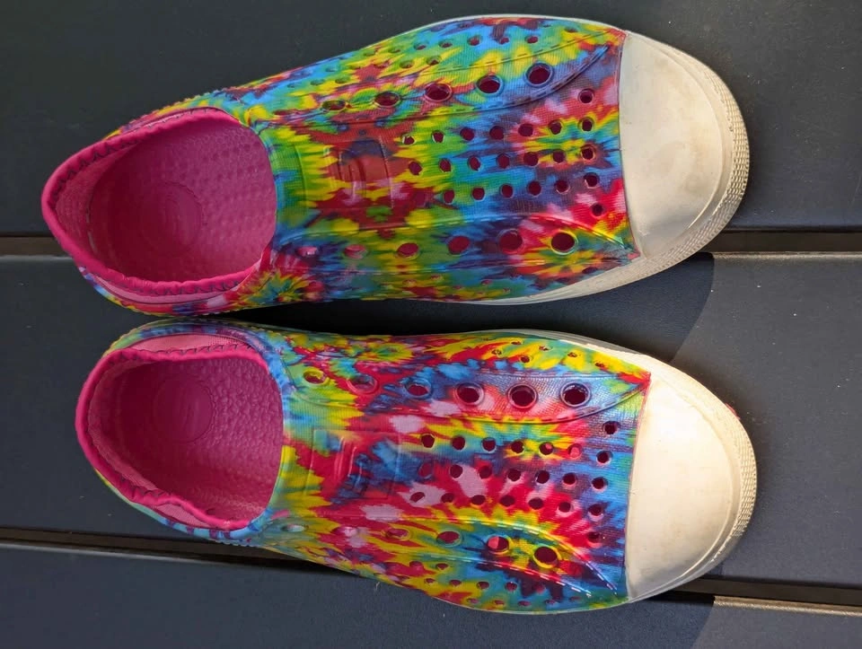Skechers water shoes sz 13 - photo 2