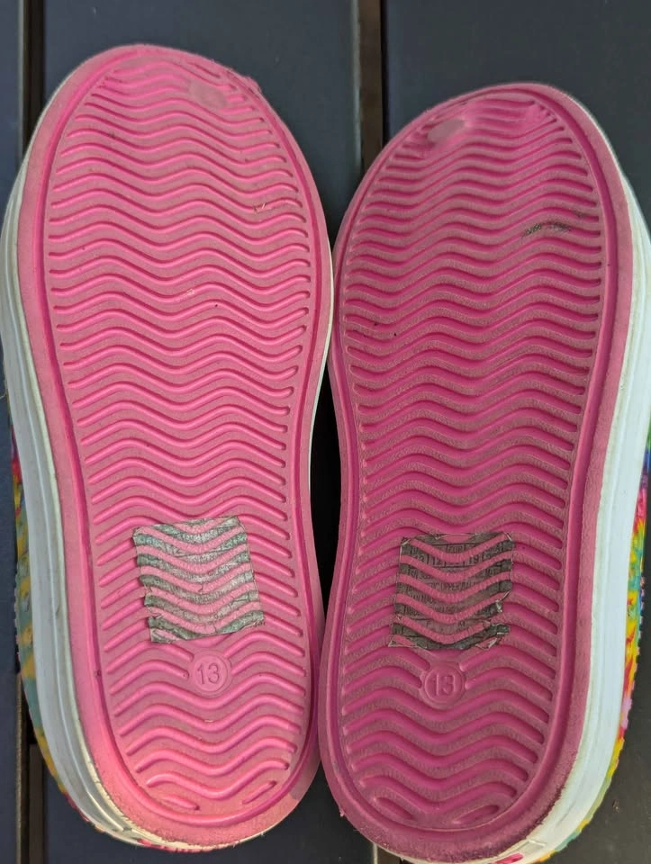 Skechers water shoes sz 13 - photo 4