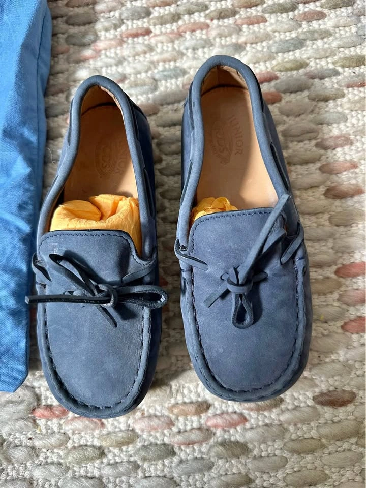 Tod's Junior Gommino Moccasins