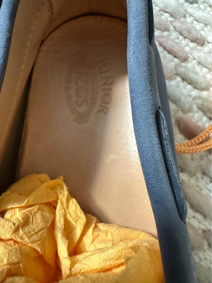 Tod's Junior Gommino Moccasins - photo 3