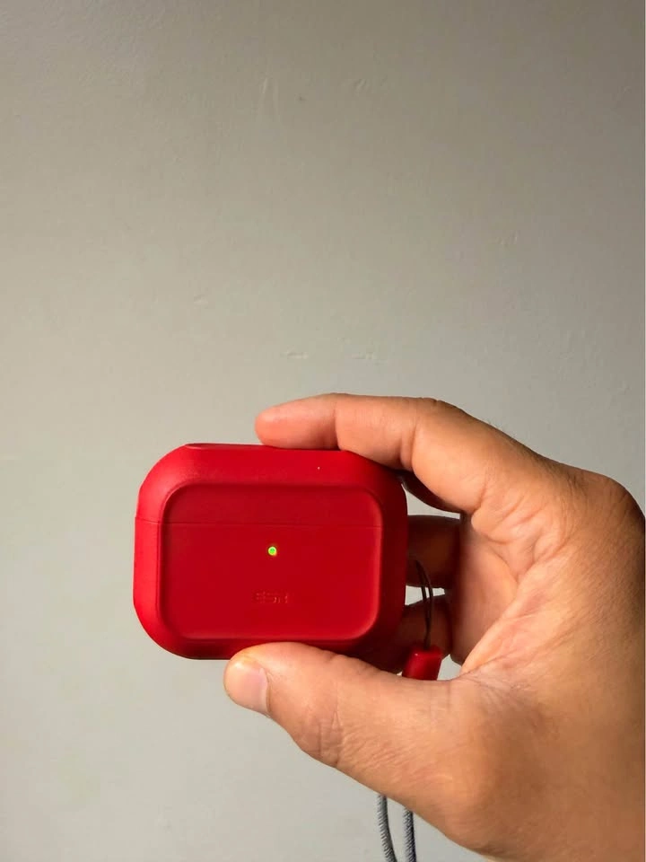 Apple AirPods Pro 3 (Authentic) – Under Warranty - photo 2