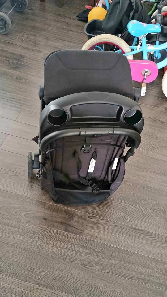Mompush Foldable Travel Stroller