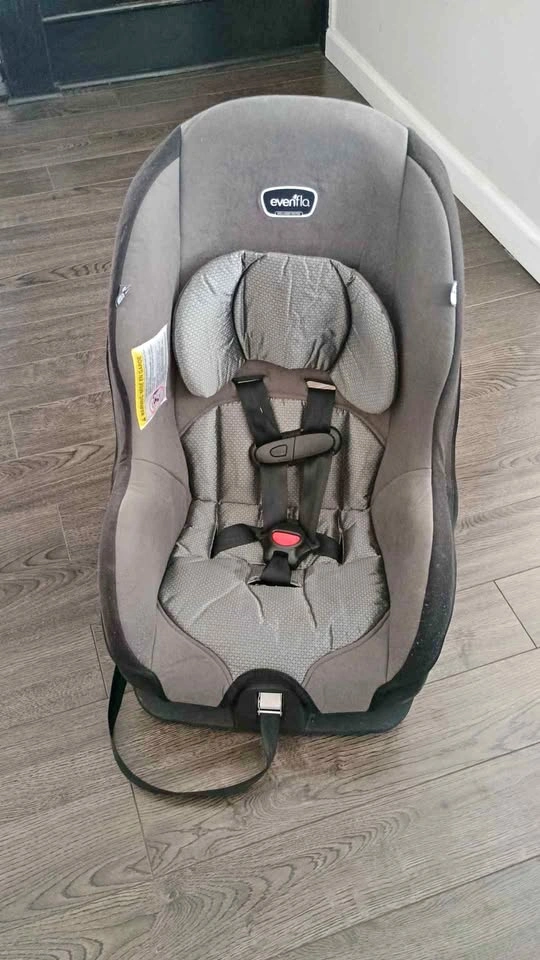 Evenflo Convertible Car Seat