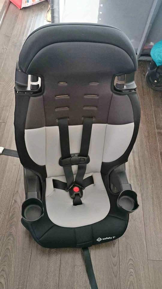 Safety 1st Grand 2-in-1 Car Seat