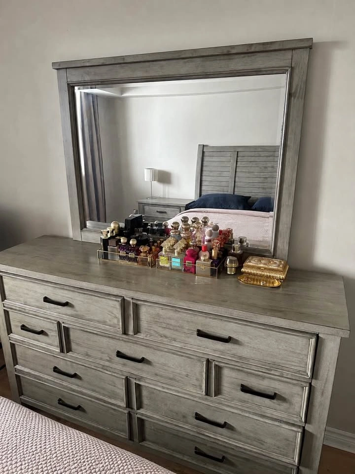 Levi Bedroom 9-Drawer Dresser + Mirror (Wood - Drift Grey) - photo 3