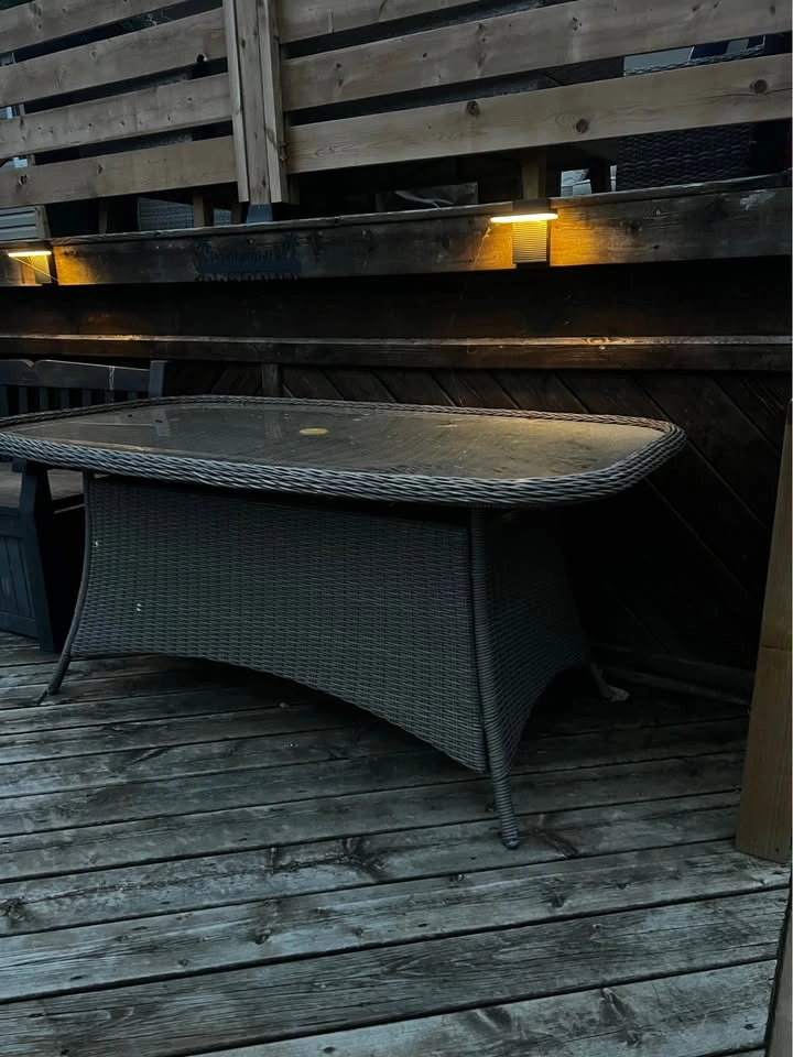 Large Oval Brown Wicker Patio Table - Tempered Glass Top - photo 3