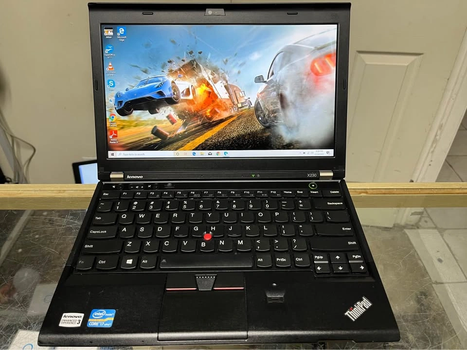Lenovo ThinkPad i5 8GB RAM 128GB SSD 14 inch Laptop - photo 4